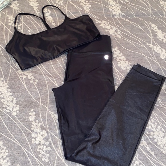 All access shiny leggings and sports bra - Picture 1 of 6
